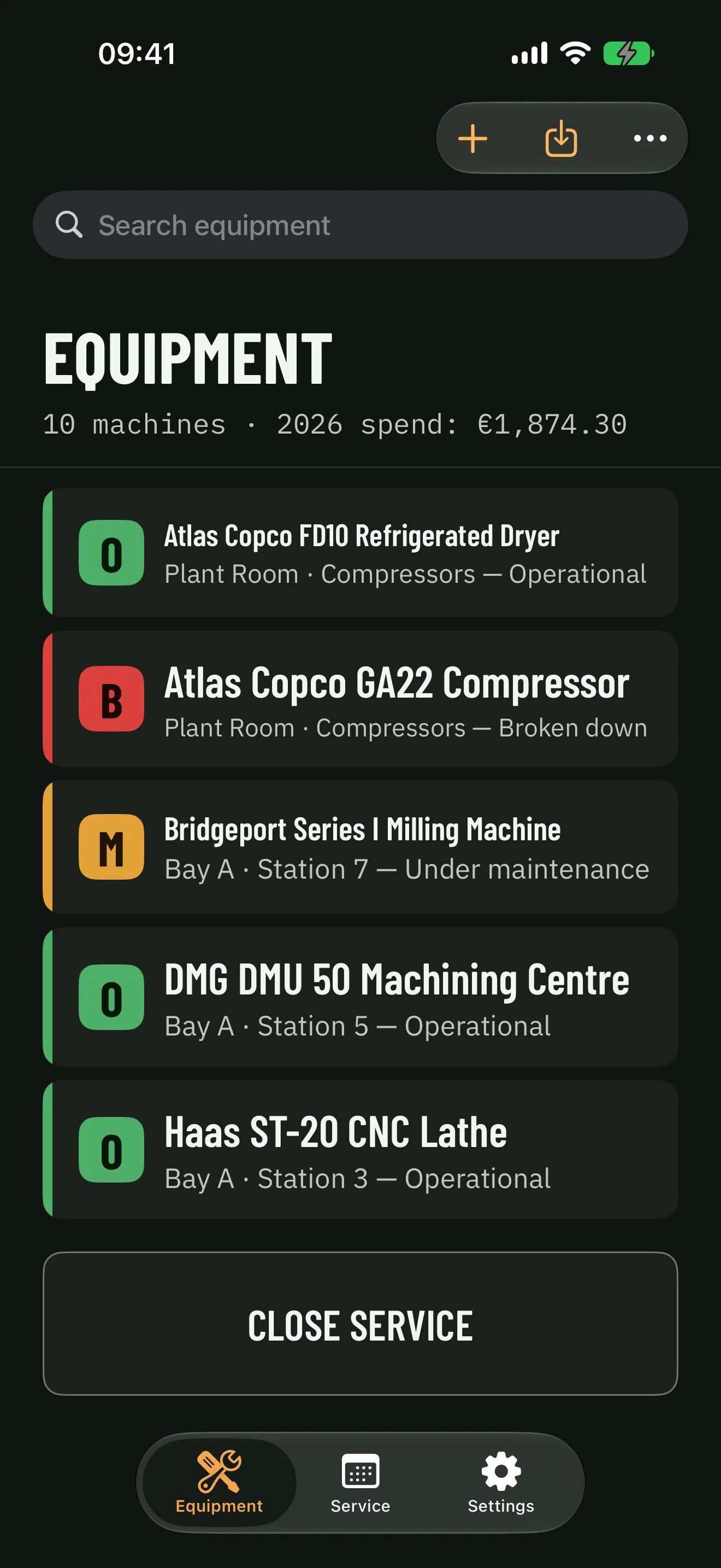 Devian auf dem iPhone: die Anlagenliste mit dem Status jeder Maschine in Farbe und den Jahresausgaben oben
